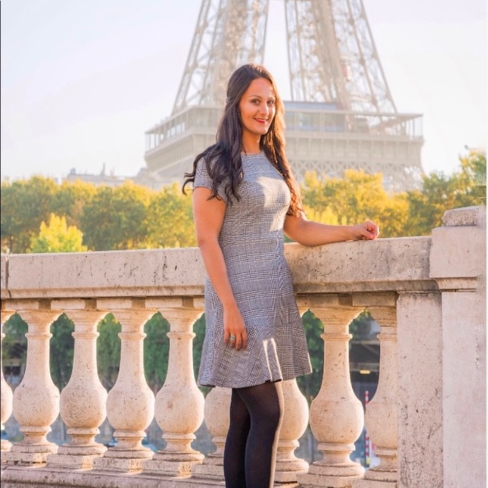 Women’s dress